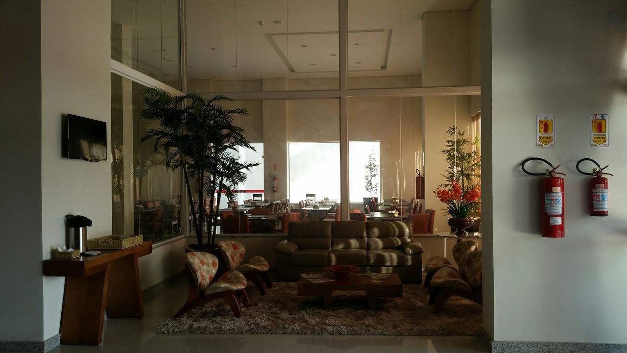 Hotel Caju De Ouro 费拉迪圣安娜 外观 照片